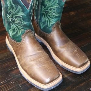 Mens boots